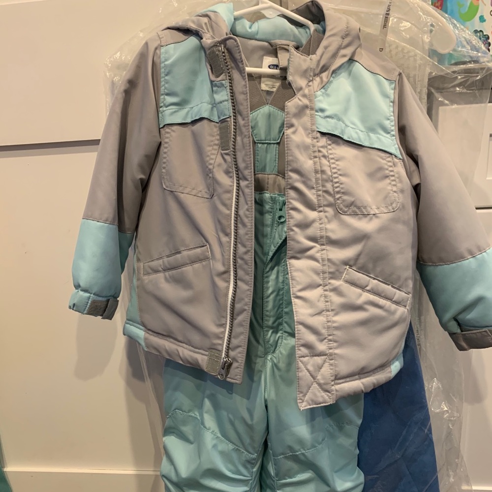 Girls snow suit